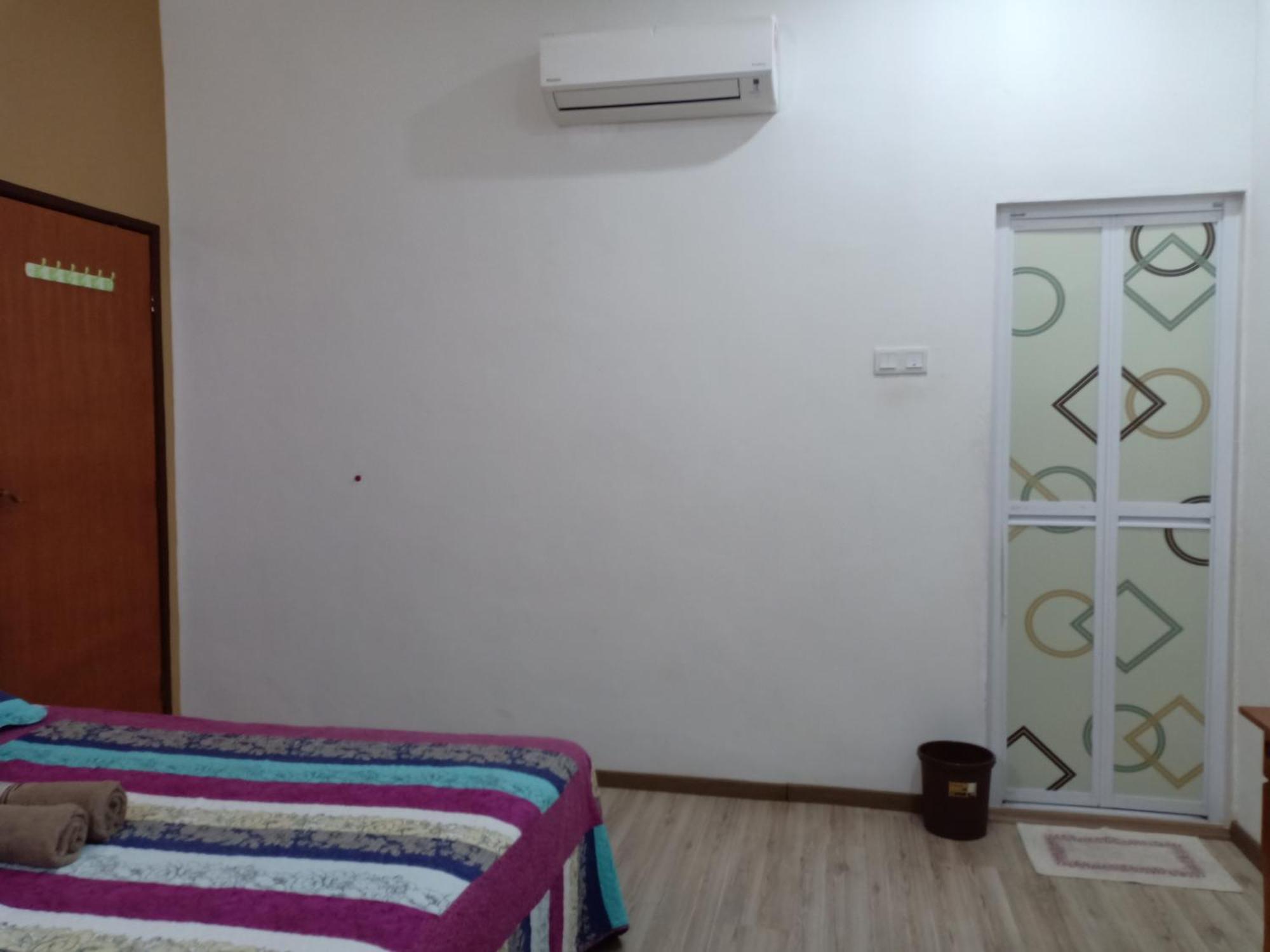 Cityscape Lodge - Penginapan Bajet Yang Mudah, Selesa & Selamat Dengan Wifi Dan Parkir Percuma Serta Layanan Mesra Tambah Servis Memuaskan 루무트 외부 사진
